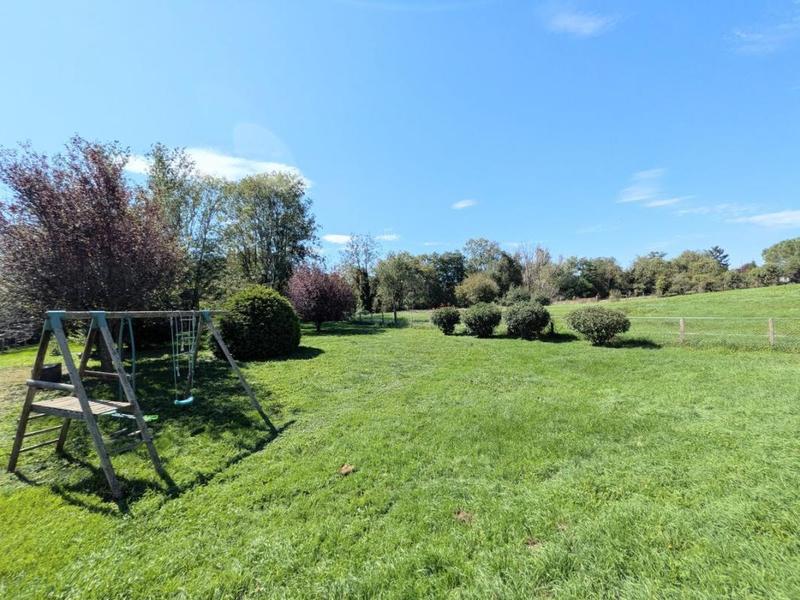 Maison - 92 m² - 5 pièces