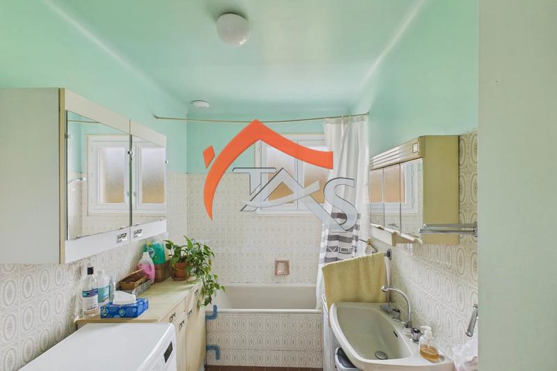 Maison - 138 m² - 6 pièces