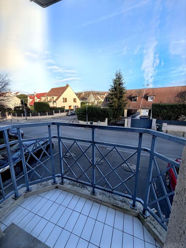 Studio - 30 m² - 1 pièce