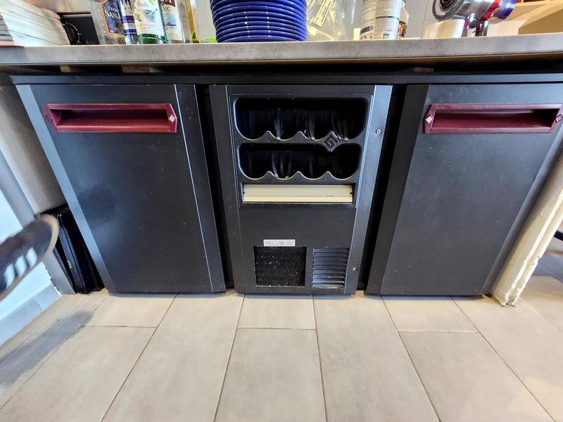 Local commercial - 45 m² - 3 pièces