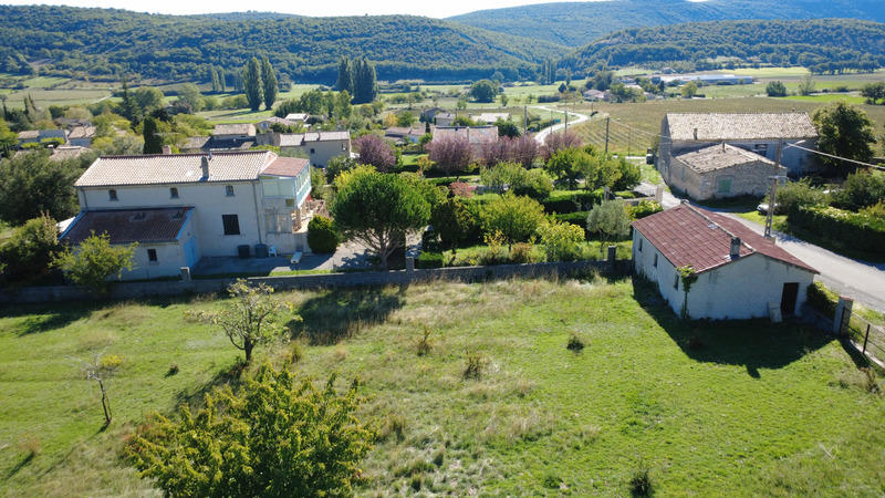 Terrain constructible - 8 085 m²