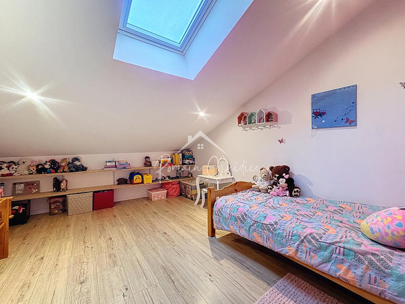 Duplex - 144 m² - 5 pièces