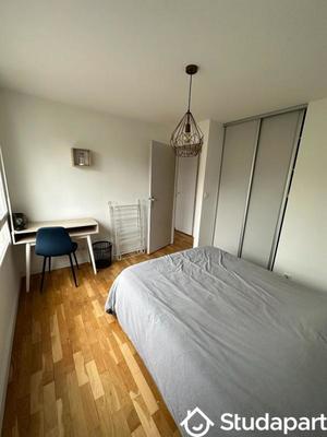 Chambre - 10 m² - 1 pièce