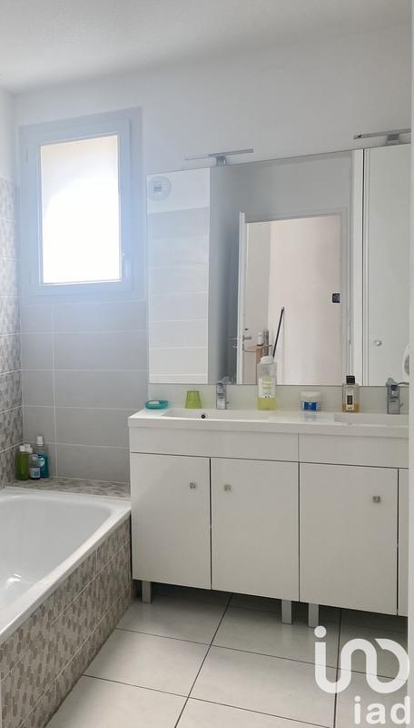 Appartement - 77 m² - 4 pièces