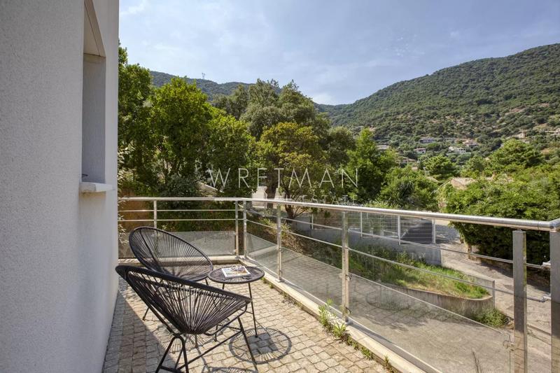 Villa - 180 m² - 7 pièces