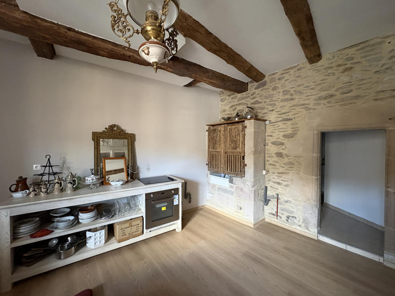 Maison - 300 m² - 10 pièces