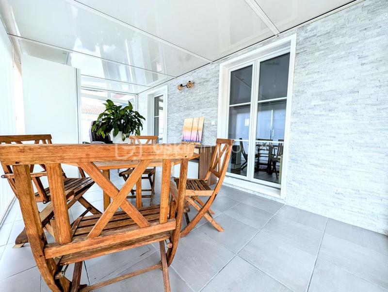 Maison - 127 m² - 5 pièces