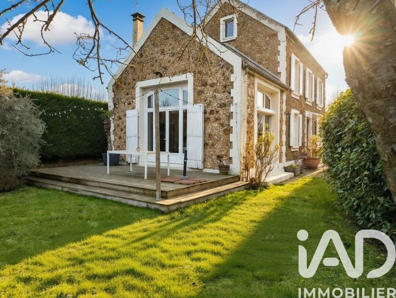 Maison - 160 m² - 5 pièces