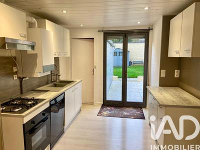 Maison de ville - 100 m² - 5 pièces