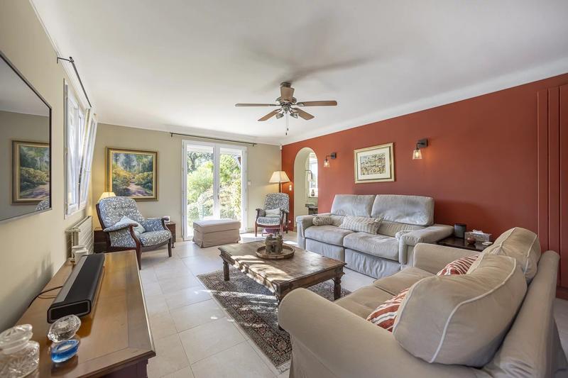 Maison - 194 m² - 5 pièces