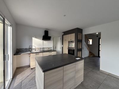 Maison - 110 m² - 5 pièces