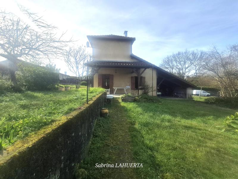 Maison - 88 m² - 5 pièces