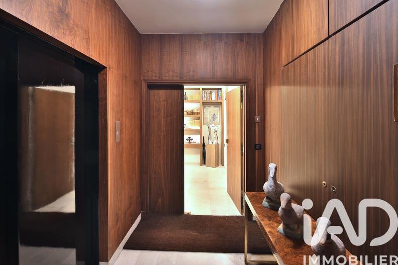 Appartement - 213 m² - 6 pièces