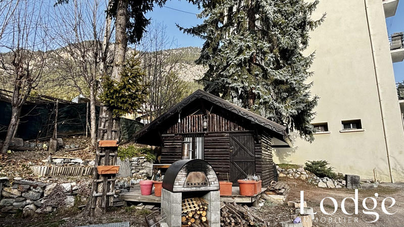 Appartement - 98 m² - 5 pièces