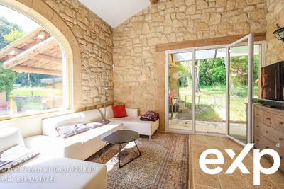 Maison - 282 m² - 10 pièces