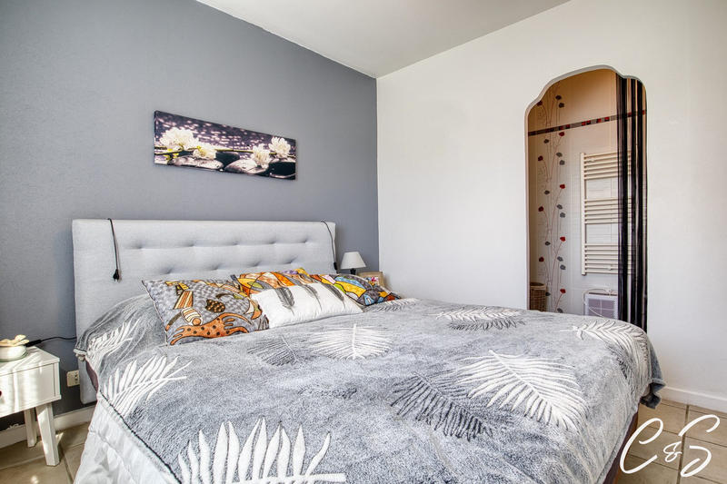 Maison - 97 m² - 5 pièces