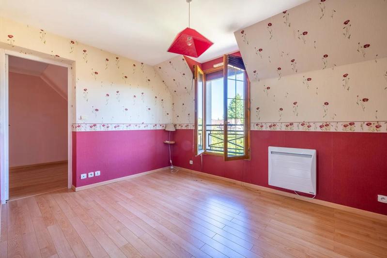 Maison - 195 m² - 6 pièces