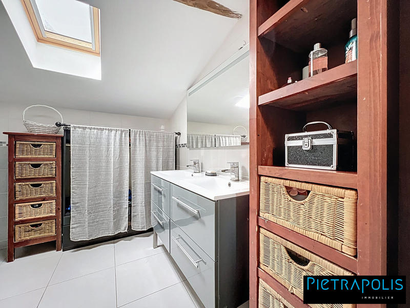 Maison - 122 m² - 5 pièces