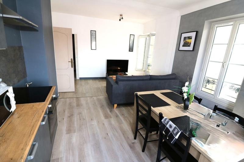 Immeuble - 290 m² - 11 pièces