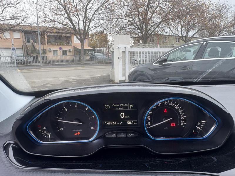 Peugeot 2008 Bluehdi 120cv Boite Automatique Allure