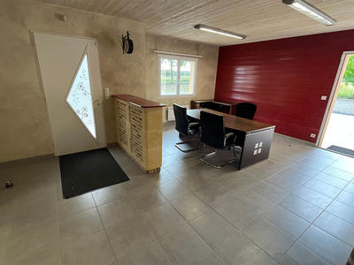 Local commercial - 162 m²