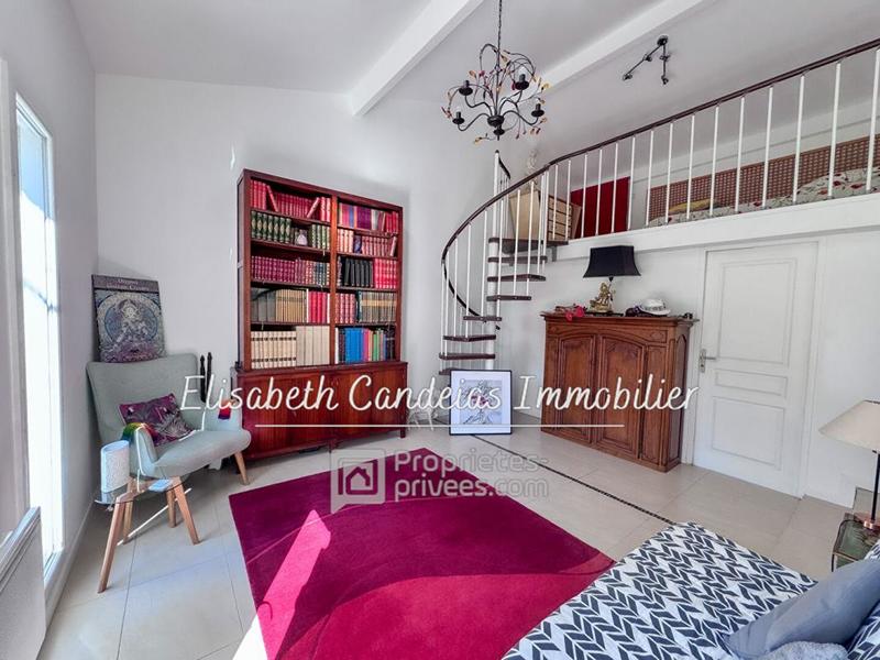 Maison - 165 m² - 8 pièces