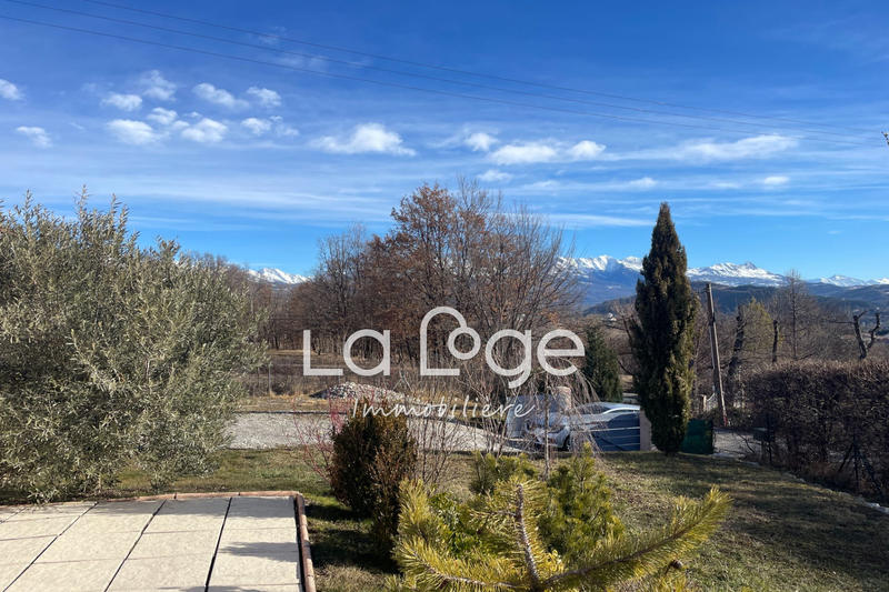 Maison - 94 m² - 4 pièces