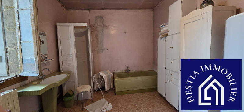 Maison ancienne - 221 m² - 11 pièces