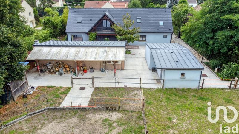 Maison - 200 m² - 7 pièces