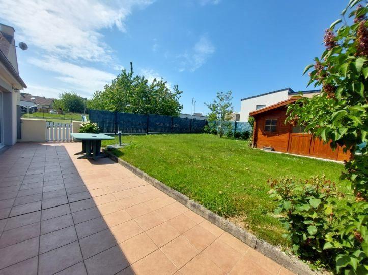 Maison traditionnelle - 87 m² - 4 pièces