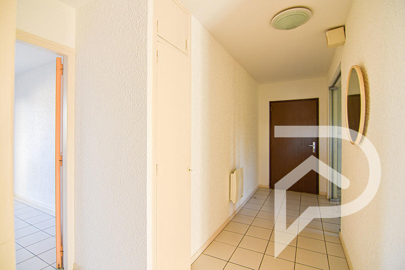 Local commercial - 135 m² - 1 pièce