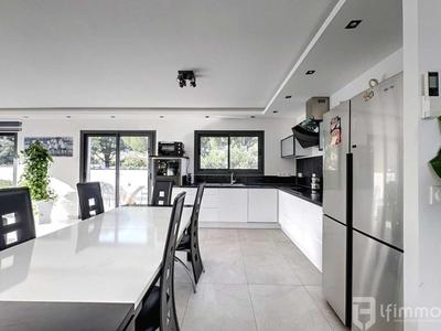 Villa - 135 m² - 5 pièces