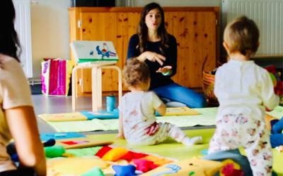 Médiathèque : les petites oreilles - Jeux, histoires &amp; comptines signées