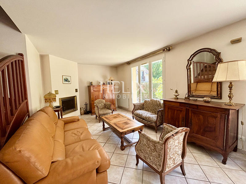 Maison - 145 m² - 7 pièces