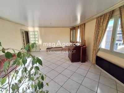 Appartement - 115 m² - 5 pièces