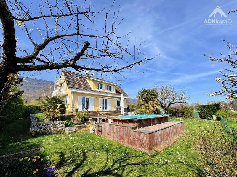 Maison - 153 m² - 5 pièces