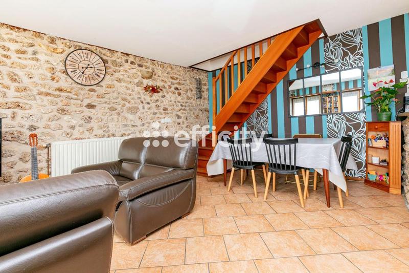 Maison - 94 m² - 5 pièces