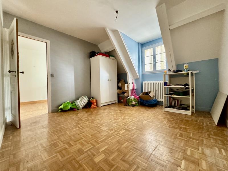Maison - 170 m² - 6 pièces