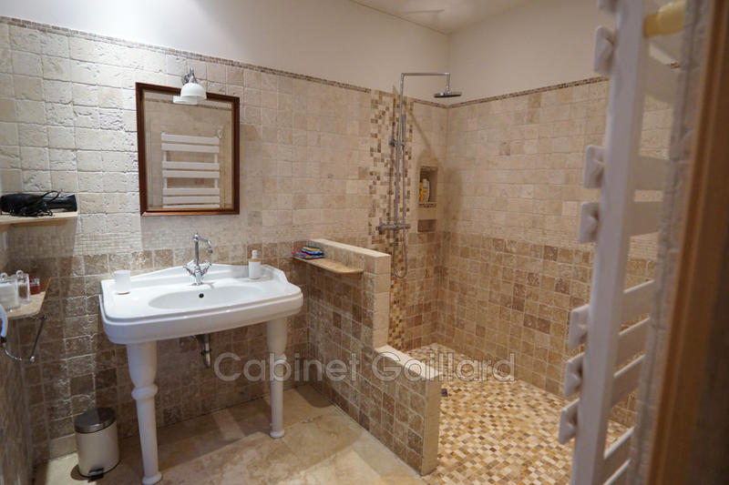 Villa - 182 m² - 5 pièces