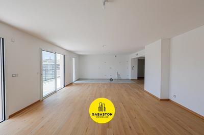 Appartement - 123 m² - 4 pièces