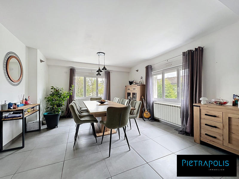 Maison - 193 m² - 6 pièces