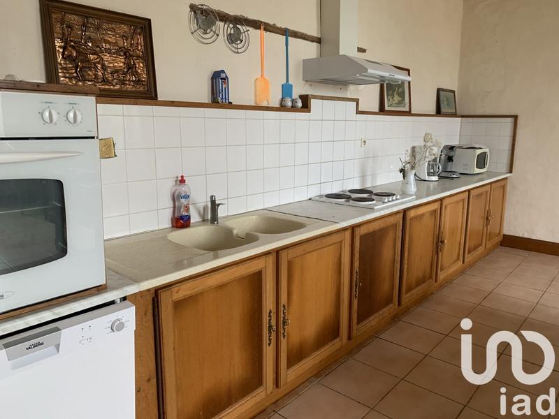 Maison - 414 m² - 18 pièces