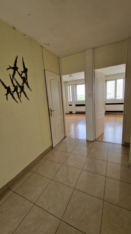 Appartement - 111 m² - 6 pièces