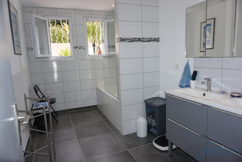 Villa - 210 m² - 8 pièces