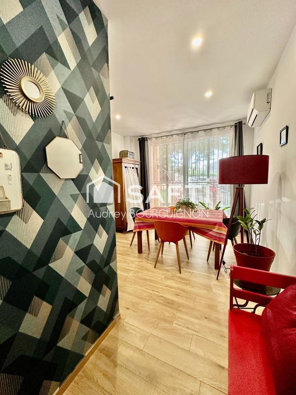 Maison - 100 m² - 5 pièces