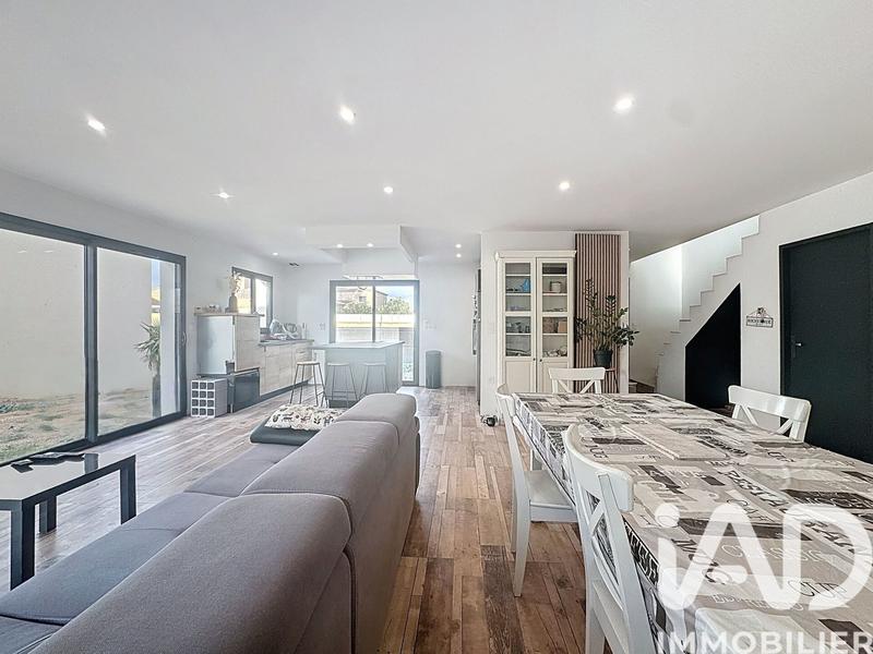 Maison - 139 m² - 5 pièces