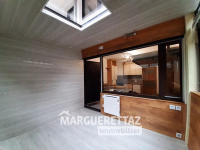 Studio - 26 m² - 2 pièces