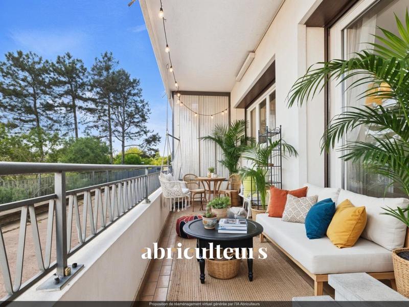 Appartement ancien - 87 m² - 3 pièces