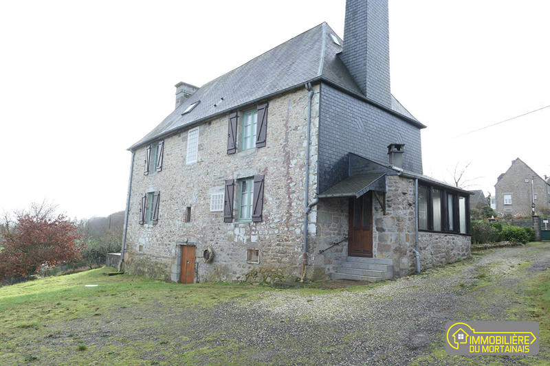 Maison - 141 m² - 8 pièces