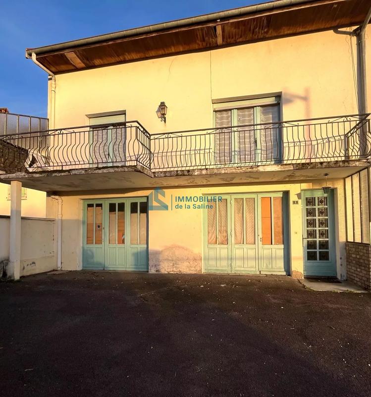 Maison - 188 m² - 10 pièces